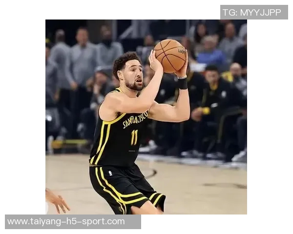 波杰姆斯基从核心到替补的角色转变如何重塑球队进攻体系