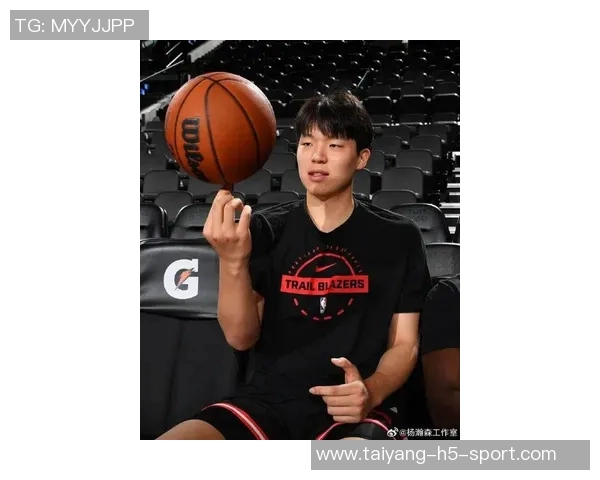 杨瀚森今日命中生涯第二记三分球成功追平姚明成就引发热议